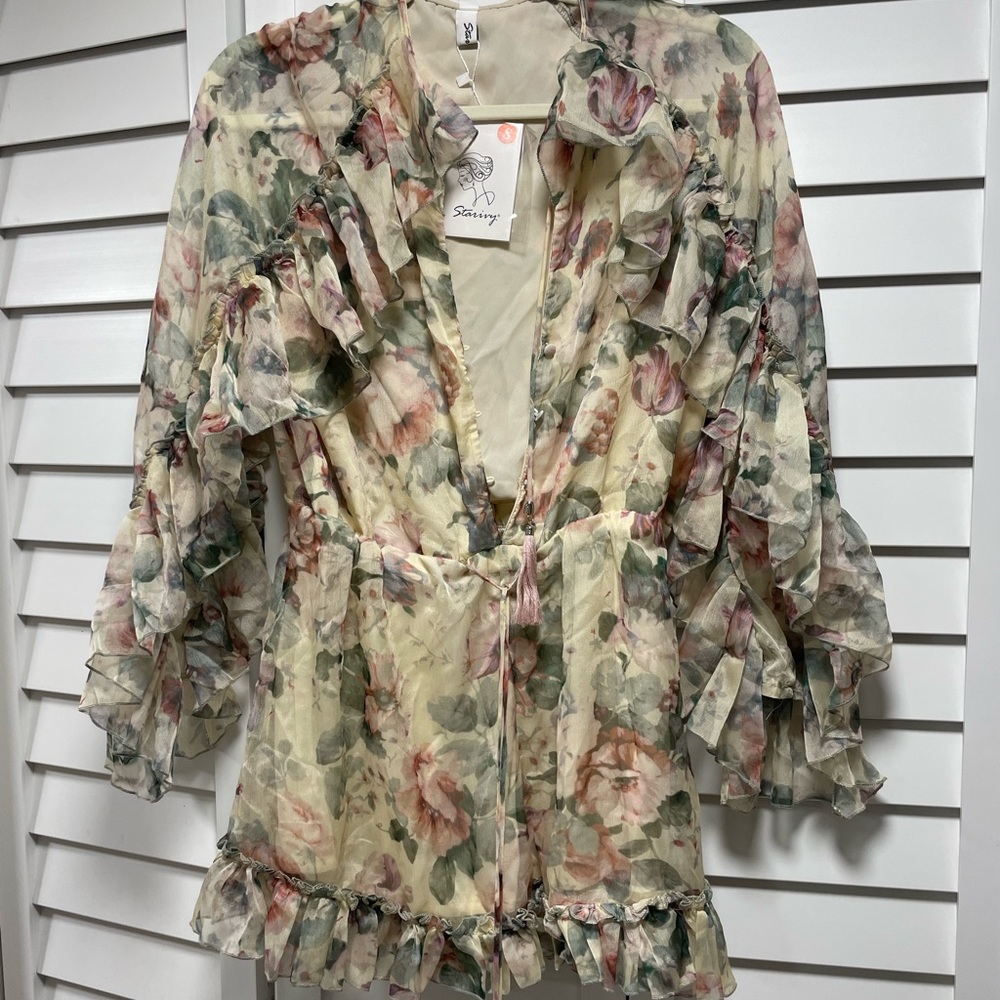 Floral Print Chiffon Romper - Picture 9 of 12